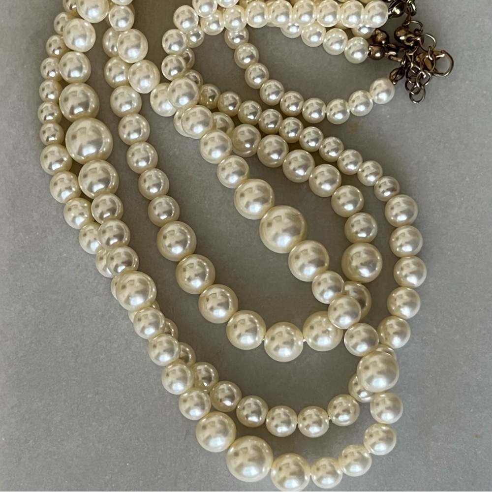 Multi Stranded Faux Pearl Necklace - Picture 2 of 7